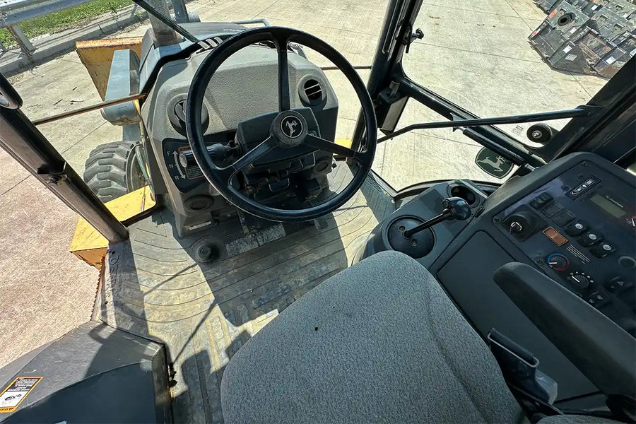Backhoe, John Deere 310 4WD with Cab, Extend-Hoe