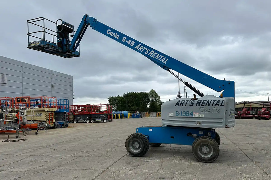 Straight Boom Lift 45 ft, Diesel Powered
