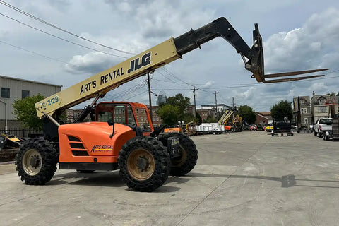 Telescopic Forklift 6,000 lb 42 ft