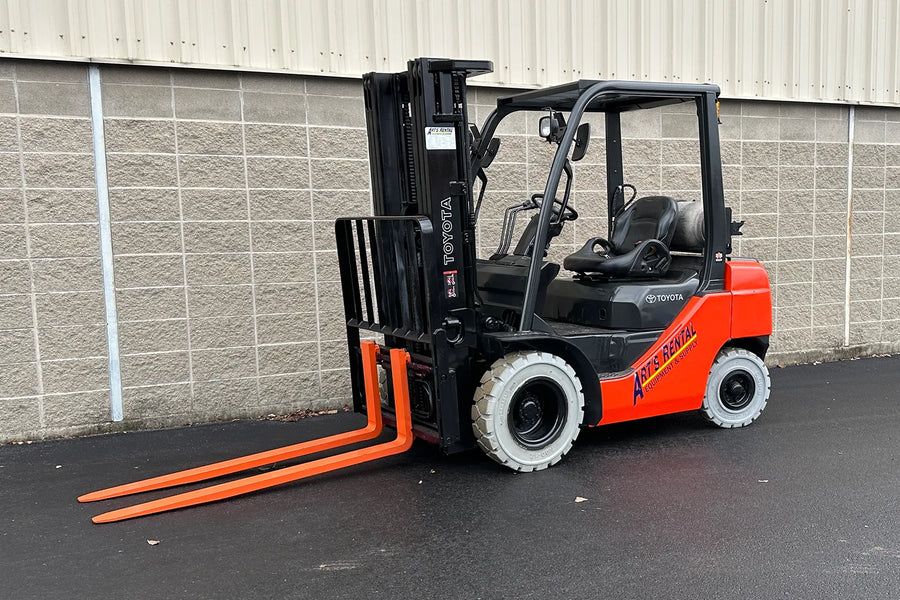Industrial Forklift 5,000 Lb Capacity