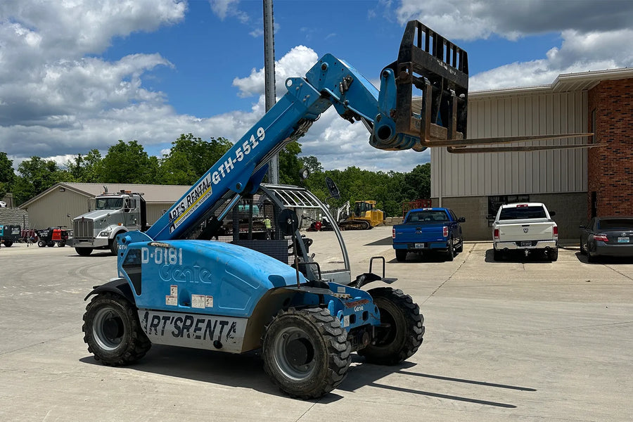 Telescopic Forklift 5,500 lb 19 ft Height